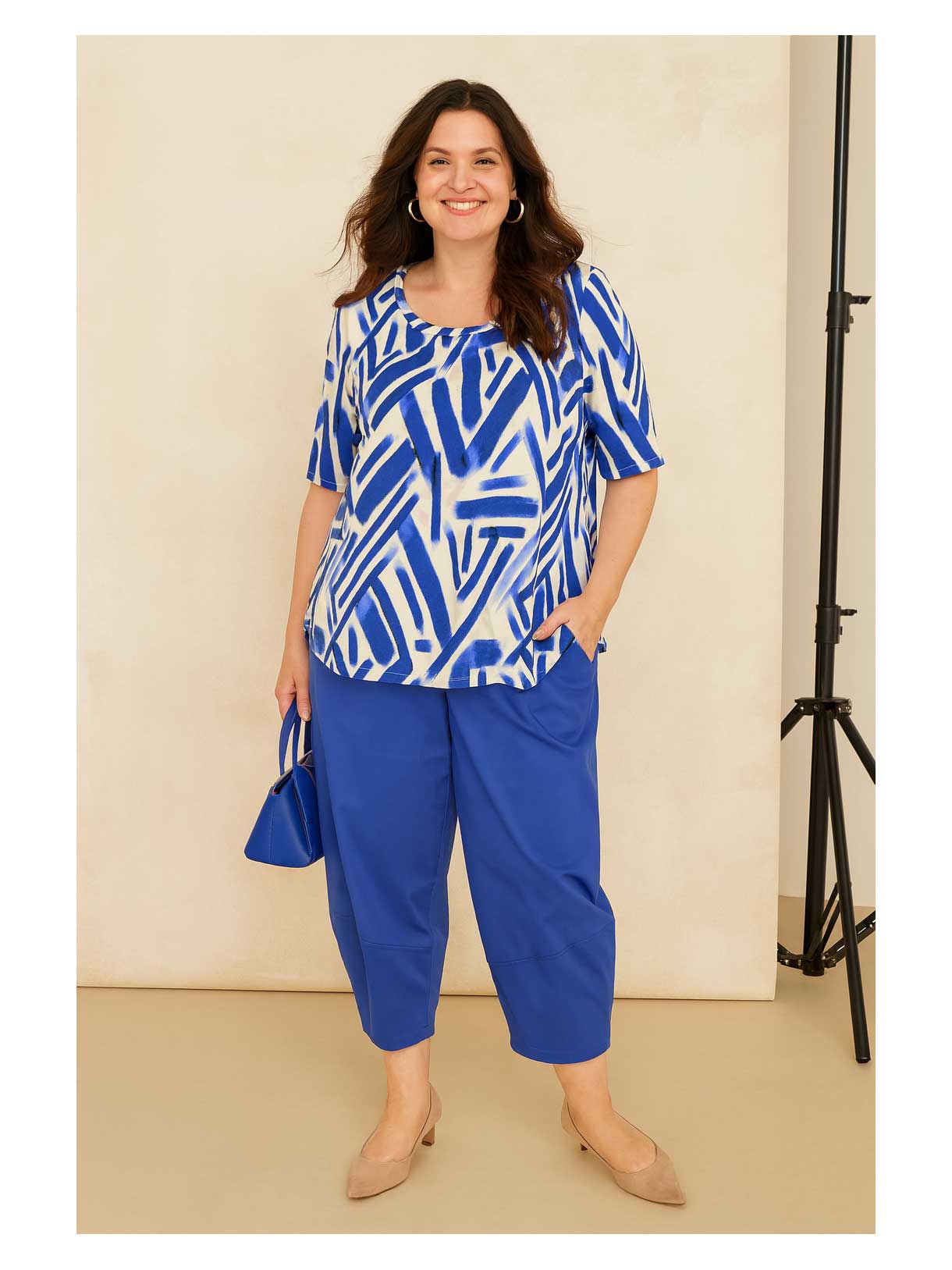 KjBRAND Hose Barrel Leg royalblau Ballonform Mona Lisa Shirt Frühjahr Sommer große Größen Mode